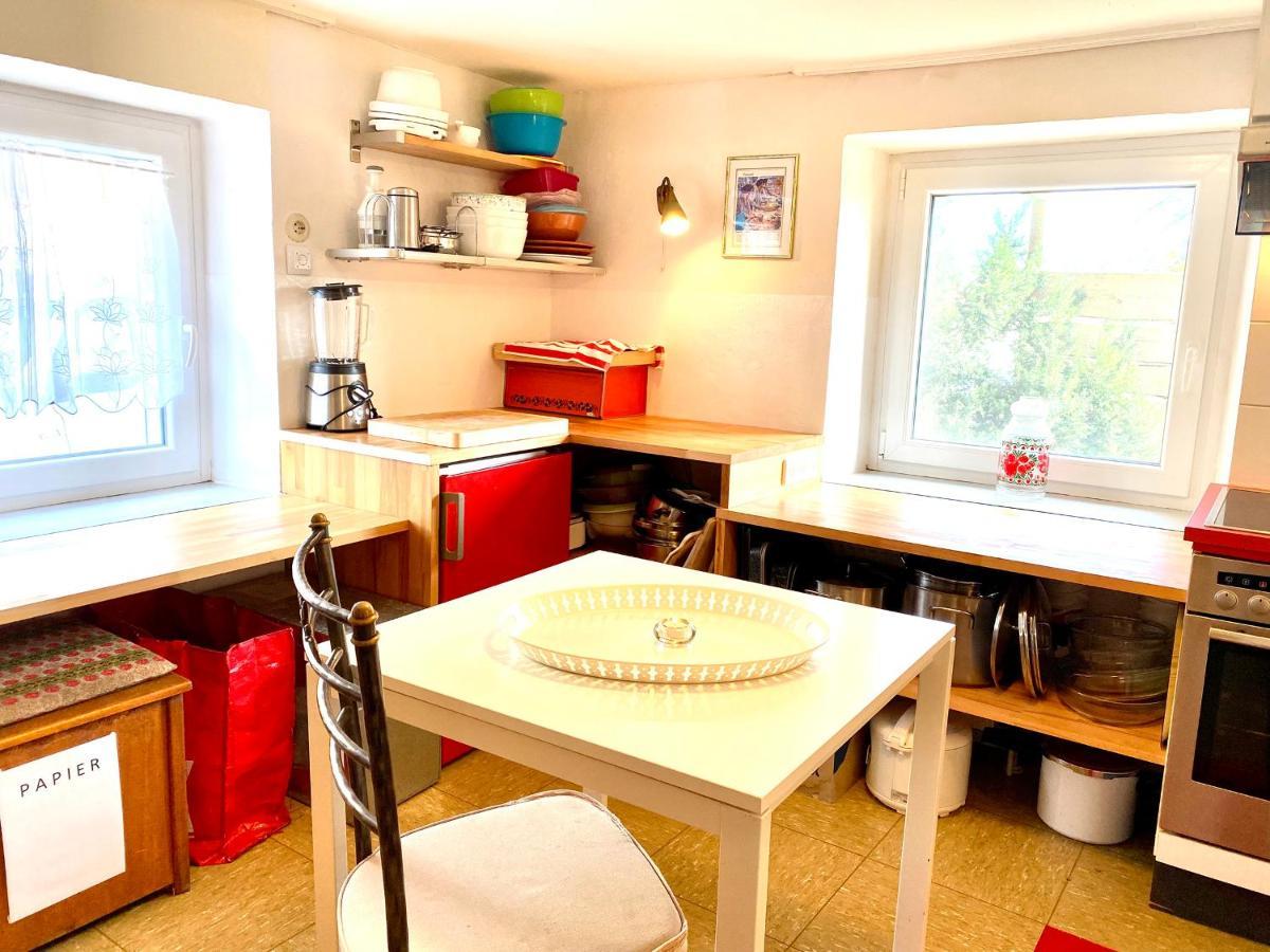 Yogahaus Prasaad Apartment Енген Екстериор снимка